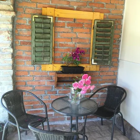 Guest house Jokai Vendeghaz 3*