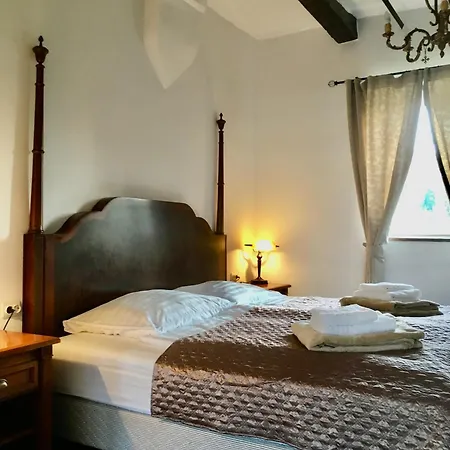 Jokai Vendeghaz 3* Homokkomarom