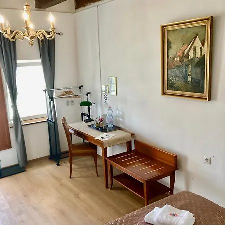 Jokai Vendeghaz Guest house Homokkomarom